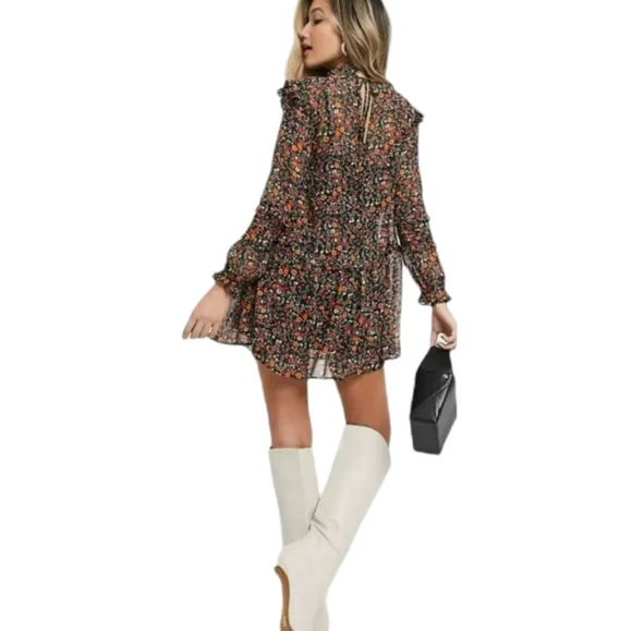 Topshop Mini Dress with Pintuck Detail in Ditsy Floral Long Sleeves Sz 6 NEW - Picture 2 of 9